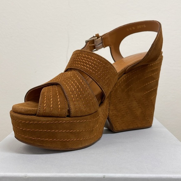 NWT Robert Clergerie Darlene Platform Suede Sandals MSRP $695 - Picture 4 of 9